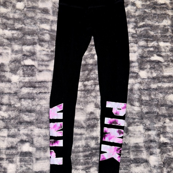 EUC Victoria’s Secret Yoga Pants - Picture 2 of 3